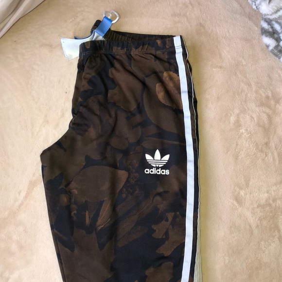 adidas Other - Addidas camp leggings